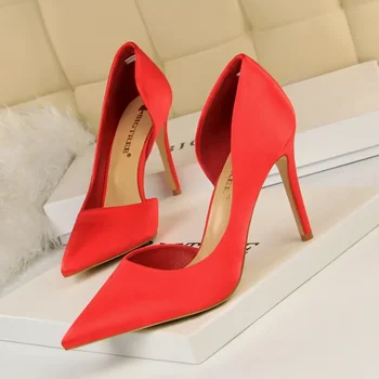 Женские туфли на высоком каблуке 2023, весна-осень, модные тонкие туфли с мелким носком, заостренные сбоку, сексуальные туфли-лодочки, женская обувь на красных каблуках