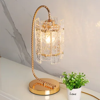 Новая французская настольная лампа Прикроватная тумбочка для спальни 2023 Интернет-знаменитость Ночник для главной спальни Nordic Modern Simple Eye